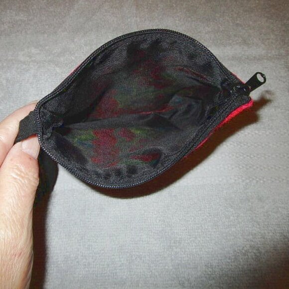 New EMBROIDERED Flowers WRISTLET Zip Top WALLET Clutch COIN Purse BOHO Hippie - Picture 3 of 5